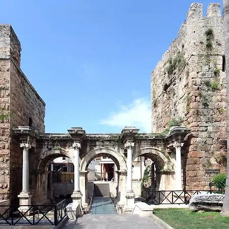 Grand Erken Ξενοδοχείο