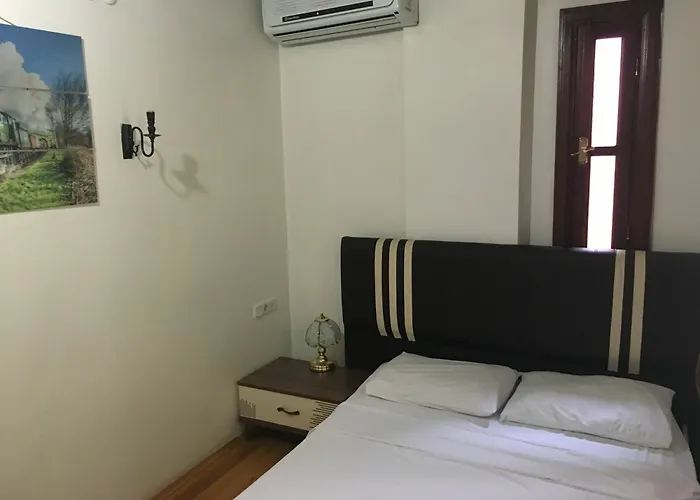 Hotel Grand Erken 3*